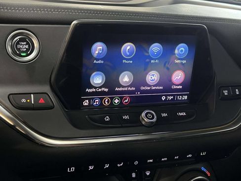 Used 2021 Chevrolet Blazer LT FWD image 18