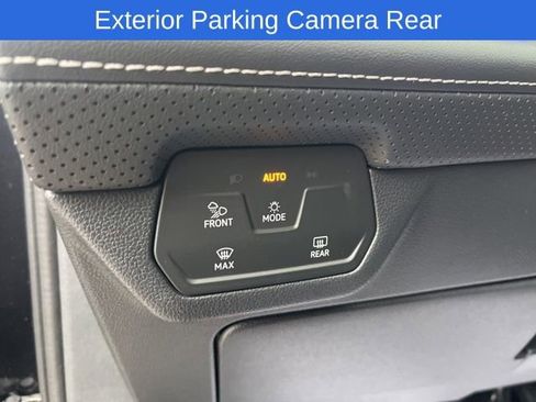 Used 2024 Volkswagen Atlas SEL Premium R-Line image 15