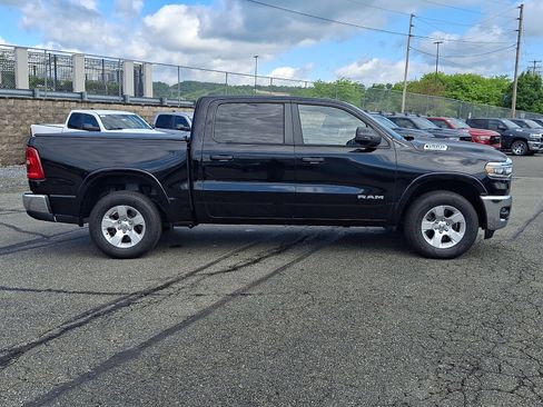 Used 2025 RAM 1500 Big Horn AWD/4WD image 7