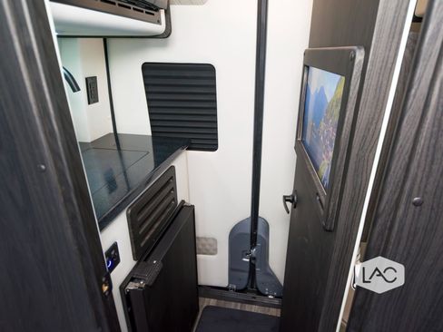 Used 2026 Mercedes-Benz Sprinter 3500 image 17