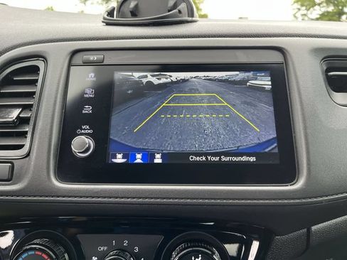 Used 2021 Honda HR-V Sport image 24