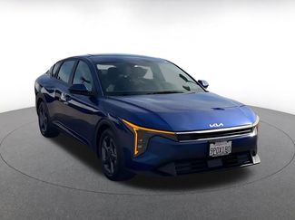 Used 2025 Kia K4 LXS video 2