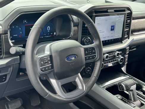 Used 2025 Ford F150 Lariat AWD/4WD image 27