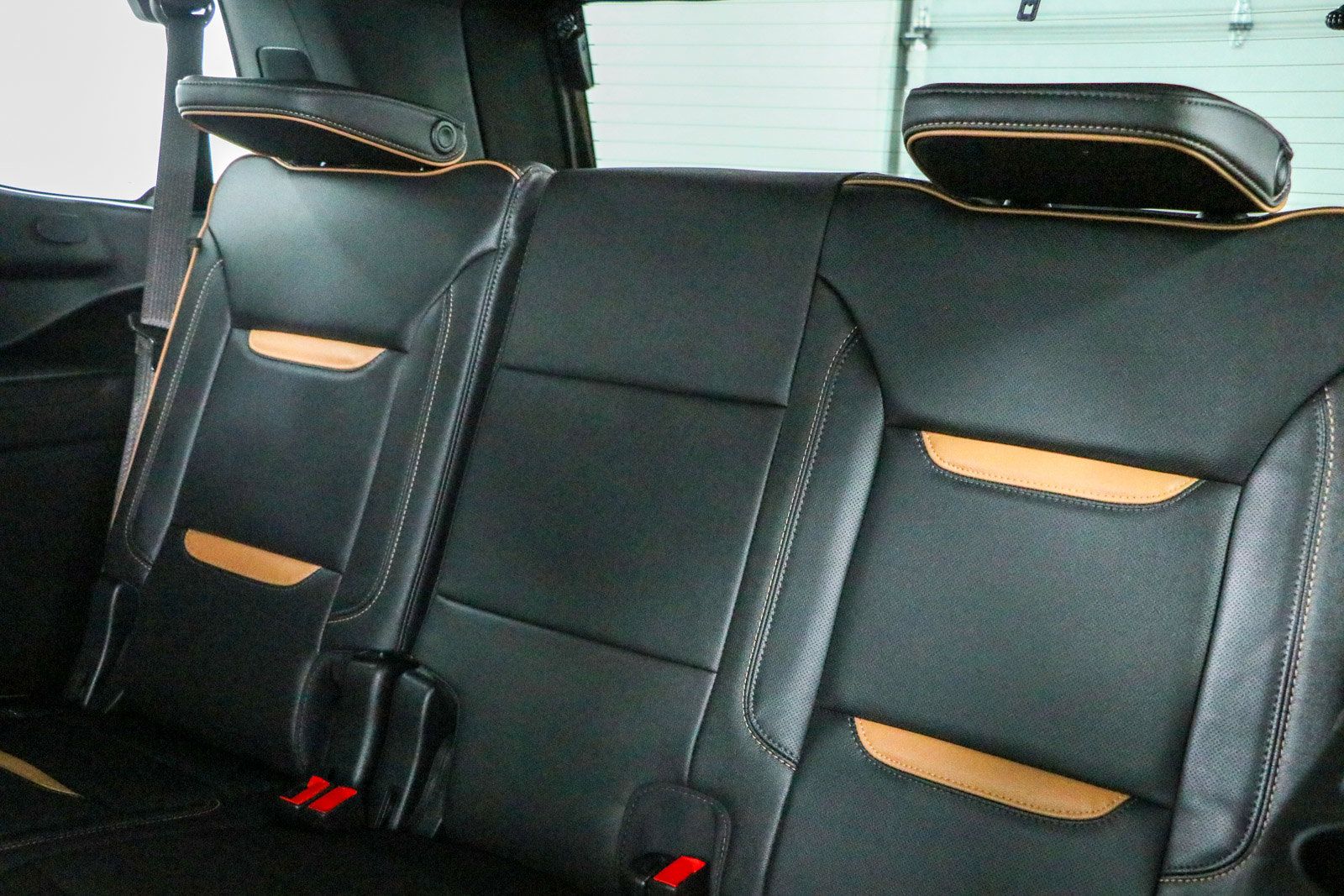 Used 2022 GMC Yukon AT4 AWD/4WD image 29