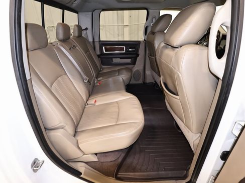 Used 2010 Dodge Ram 2500 Truck Laramie image 17