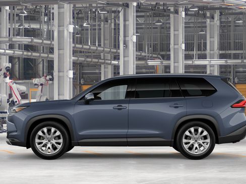 New 2026 Toyota Grand Highlander FWD image 4