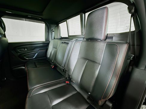 Used 2021 Nissan Titan PRO-4X w/ Pro-4x Convenience Package image 24