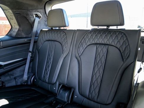 New 2026 BMW X7 xDrive40i w/ Executive Package image 25