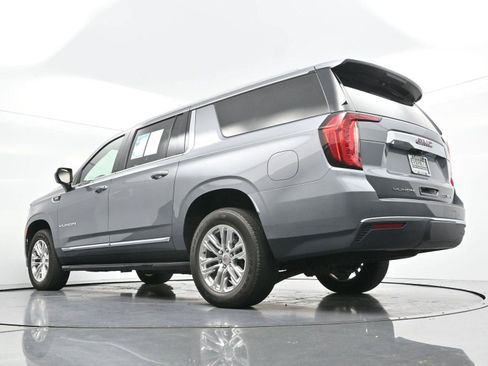 Used 2022 GMC Yukon XL SLT AWD/4WD image 55