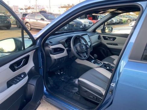 Certified 2025 Subaru Forester Limited image 15