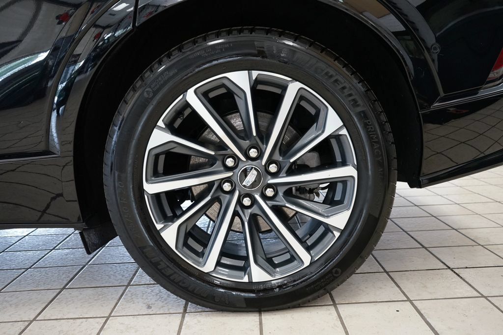 Used 2024 Cadillac Lyriq Sport w/ LPO, Floor Liner Package AWD/4WD image 66