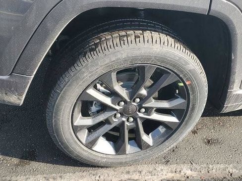 New 2026 Jeep Grand Cherokee Limited AWD/4WD image 5