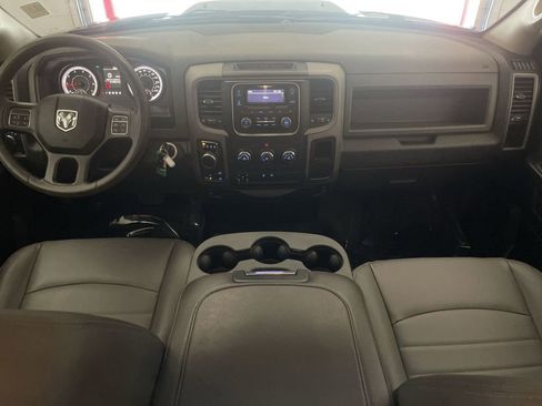 Used 2018 RAM 1500 Tradesman AWD/4WD image 12