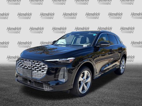 Used 2025 Audi Q5 Premium AWD/4WD image 5