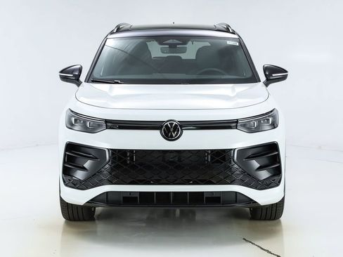 New 2026 Volkswagen Tiguan SE R-Line AWD/4WD image 55