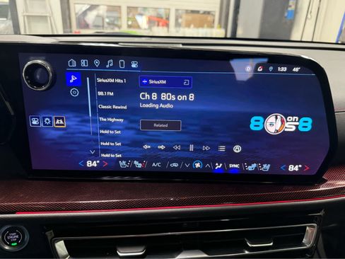 Used 2024 Chevrolet Traverse RS image 35