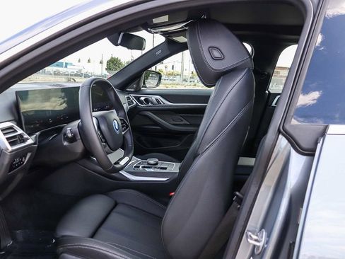 Used 2025 BMW i4 eDrive40 w/ Parking Assistance Package RWD image 18