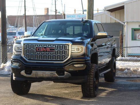 Used 2017 GMC Sierra 1500 Denali image 3