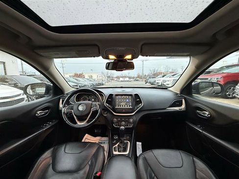 Used 2014 Jeep Cherokee Limited image 27