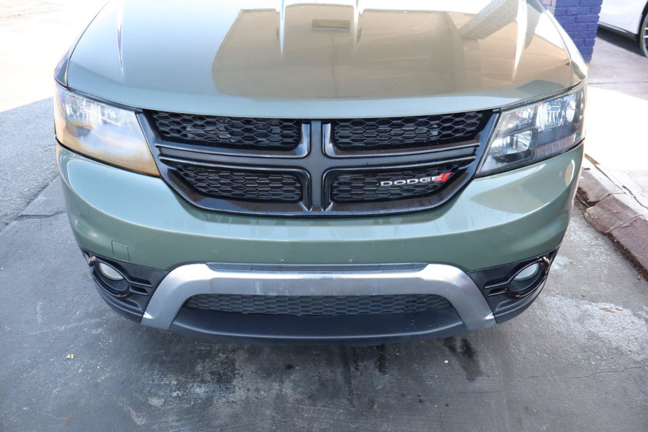 Used 2018 Dodge Journey Crossroad AWD/4WD image 38