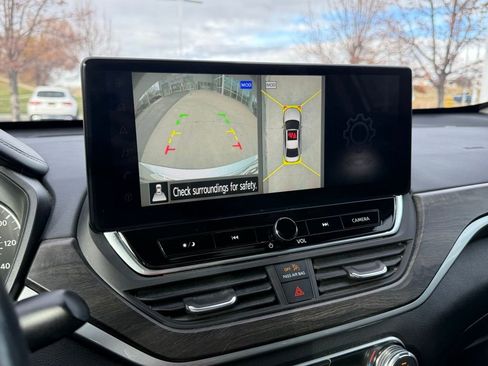 Used 2023 Nissan Altima 2.5 SL image 18