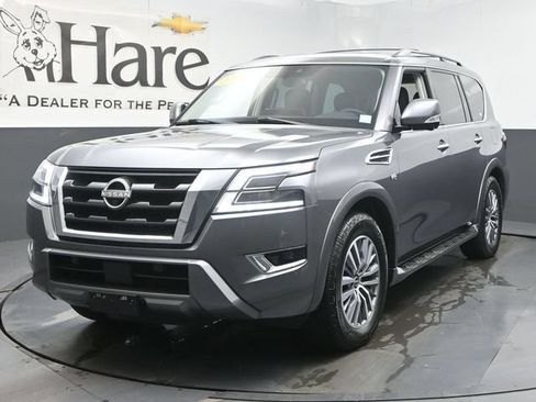 Used 2022 Nissan Armada SL w/ Captain's Chairs Package AWD/4WD image 7