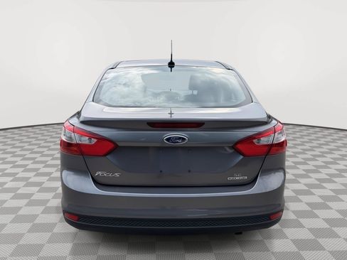 Used 2014 Ford Focus SE FWD image 8