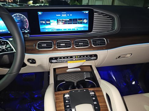 New 2026 Mercedes-Benz GLE 350 4MATIC image 21