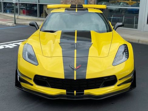 Used 2016 Chevrolet Corvette Z06 w/ Z07 Performance Package RWD image 12