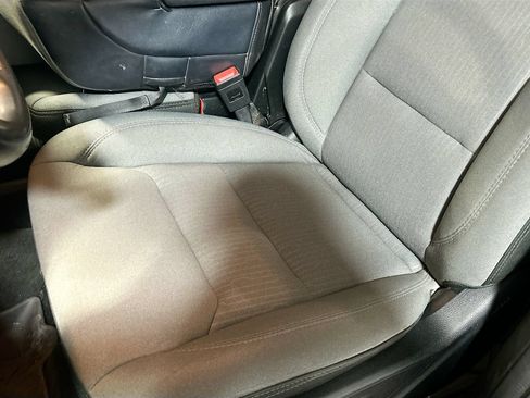 Used 2022 RAM 1500 4x4 Crew Cab image 19
