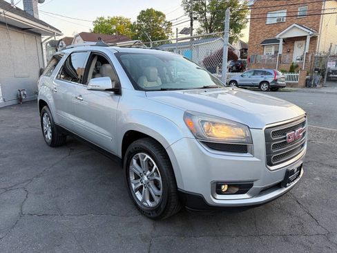 Used 2015 GMC Acadia SLT w/ Open Road Package FWD image 8