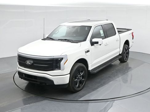 New 2025 Ford F150 Lightning Platinum w/ Dark Elements Package image 38