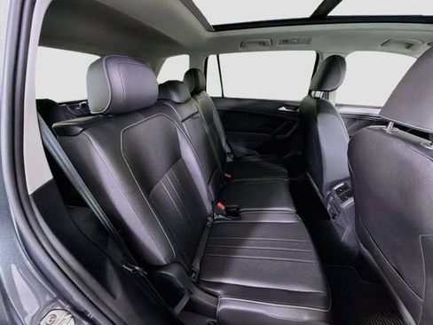 Used 2023 Volkswagen Tiguan SE FWD image 27