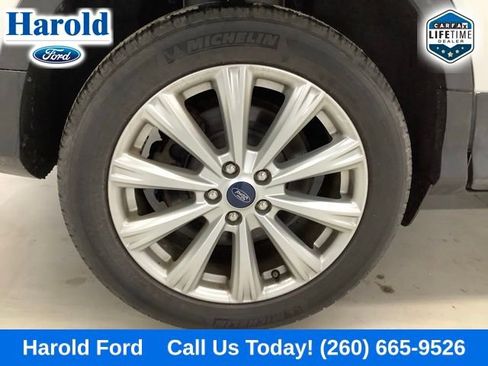 Used 2019 Ford Escape SEL w/ Sun & Style Package image 8