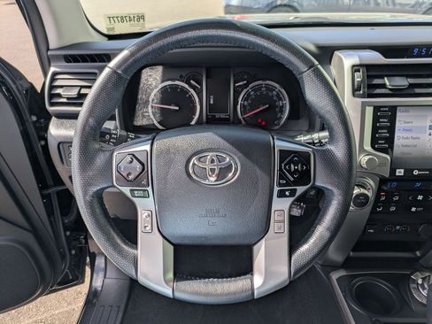 Used 2023 Toyota 4Runner Limited AWD/4WD image 20