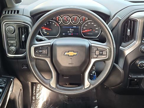 Used 2020 Chevrolet Silverado 1500 LT image 22