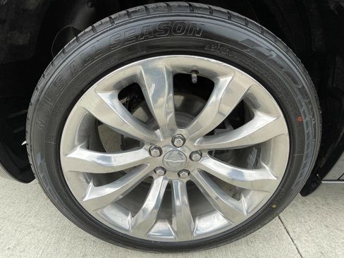 Used 2019 Chrysler 300 Limited image 34