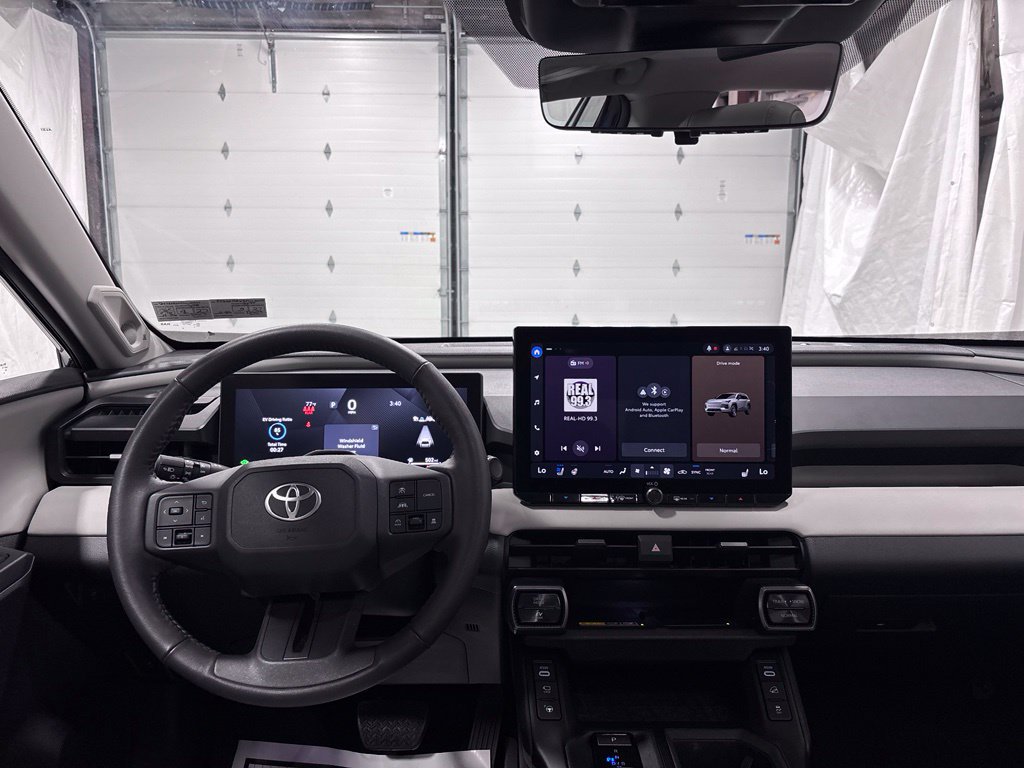 Used 2026 Toyota RAV4 Limited AWD/4WD image 16