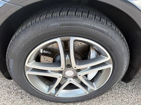 Used 2016 Mercedes-Benz S 550 4MATIC Sedan image 32