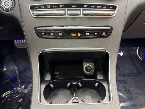 Used 2021 Mercedes-Benz GLC 300 4MATIC Coupe image 19