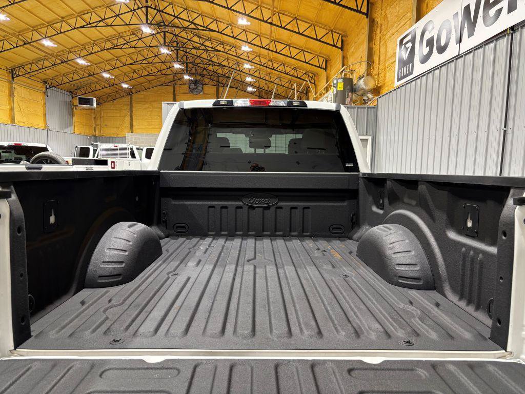 Used 2019 Ford F250 XL w/ Power Equipment Group AWD/4WD image 22