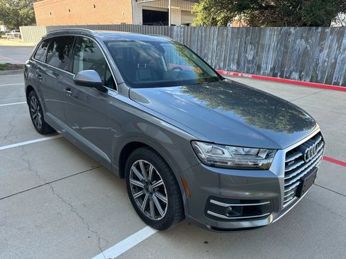 Used 2017 Audi Q7 3.0T Prestige image 4