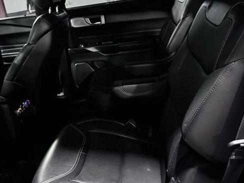Used 2020 Ford Explorer ST w/ Premium Technology Package AWD/4WD image 13