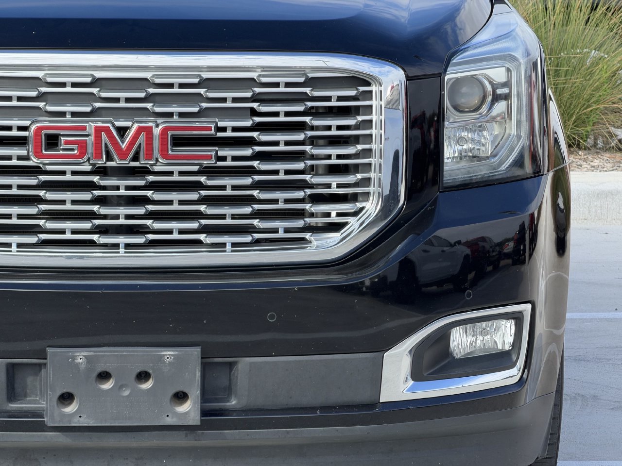 Used 2018 GMC Yukon Denali w/ Denali Ultimate Package AWD/4WD image 8