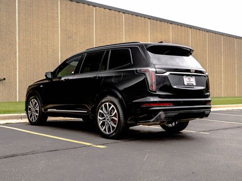 Used 2023 Cadillac XT6 Sport AWD/4WD image 7