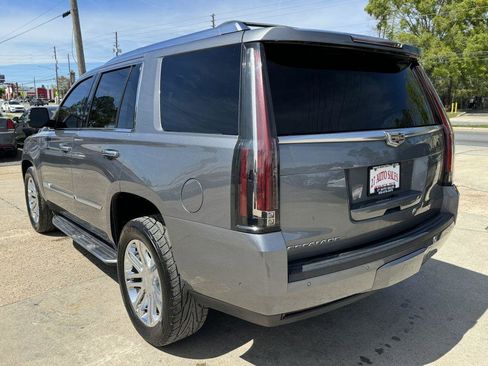 Used 2019 Cadillac Escalade image 7