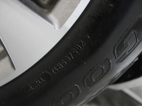 Used 2012 Suzuki Equator Sport image 28