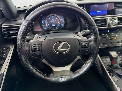 Used 2018 Lexus IS 300 F Sport image 11