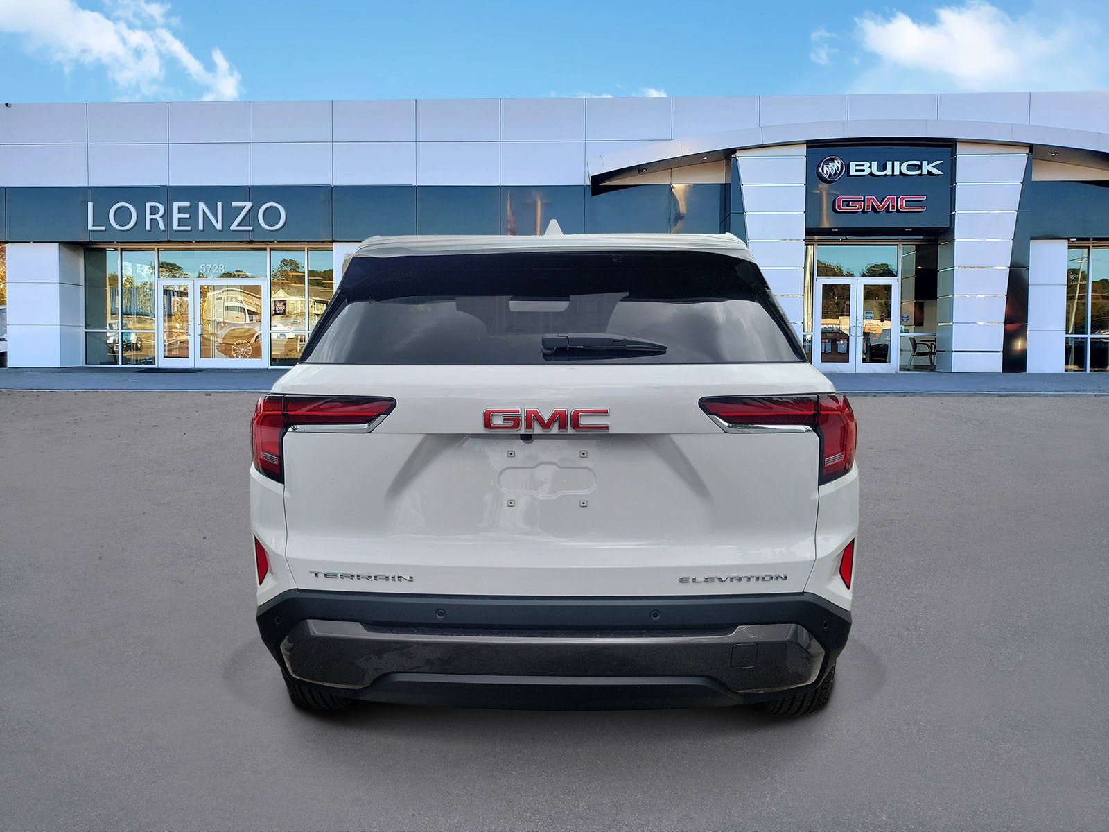 New 2027 GMC Terrain Denali w/ LPO, Floor Liner Package AWD/4WD image 4