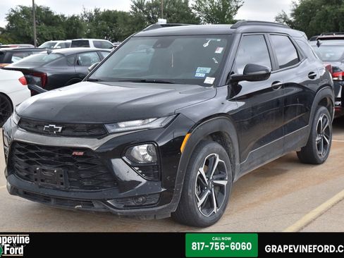 Used 2022 Chevrolet TrailBlazer RS FWD image 1
